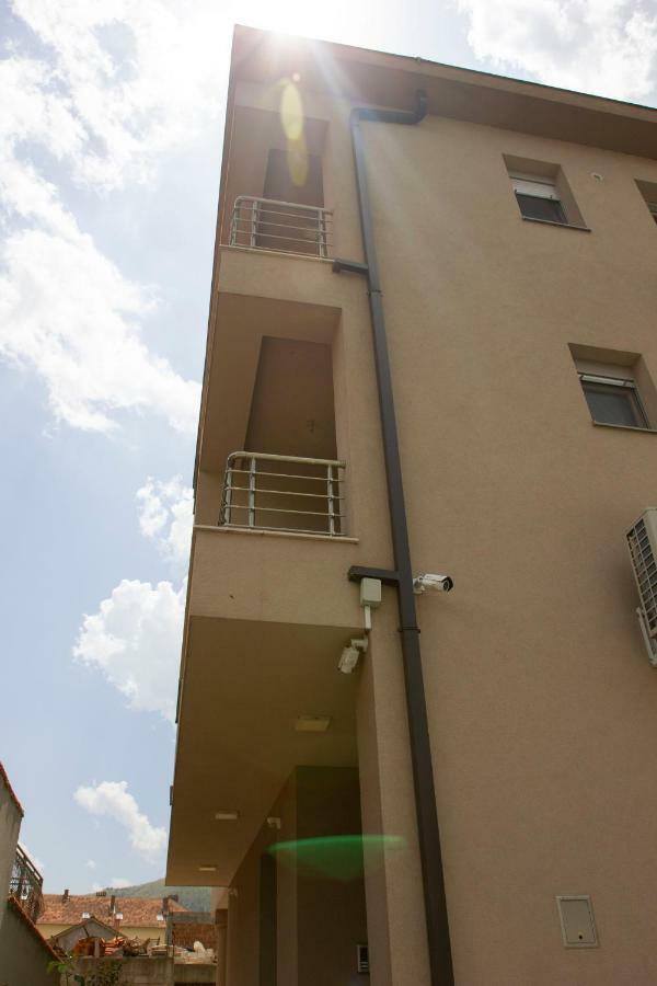 Ina Apartments Mostar Exterior foto